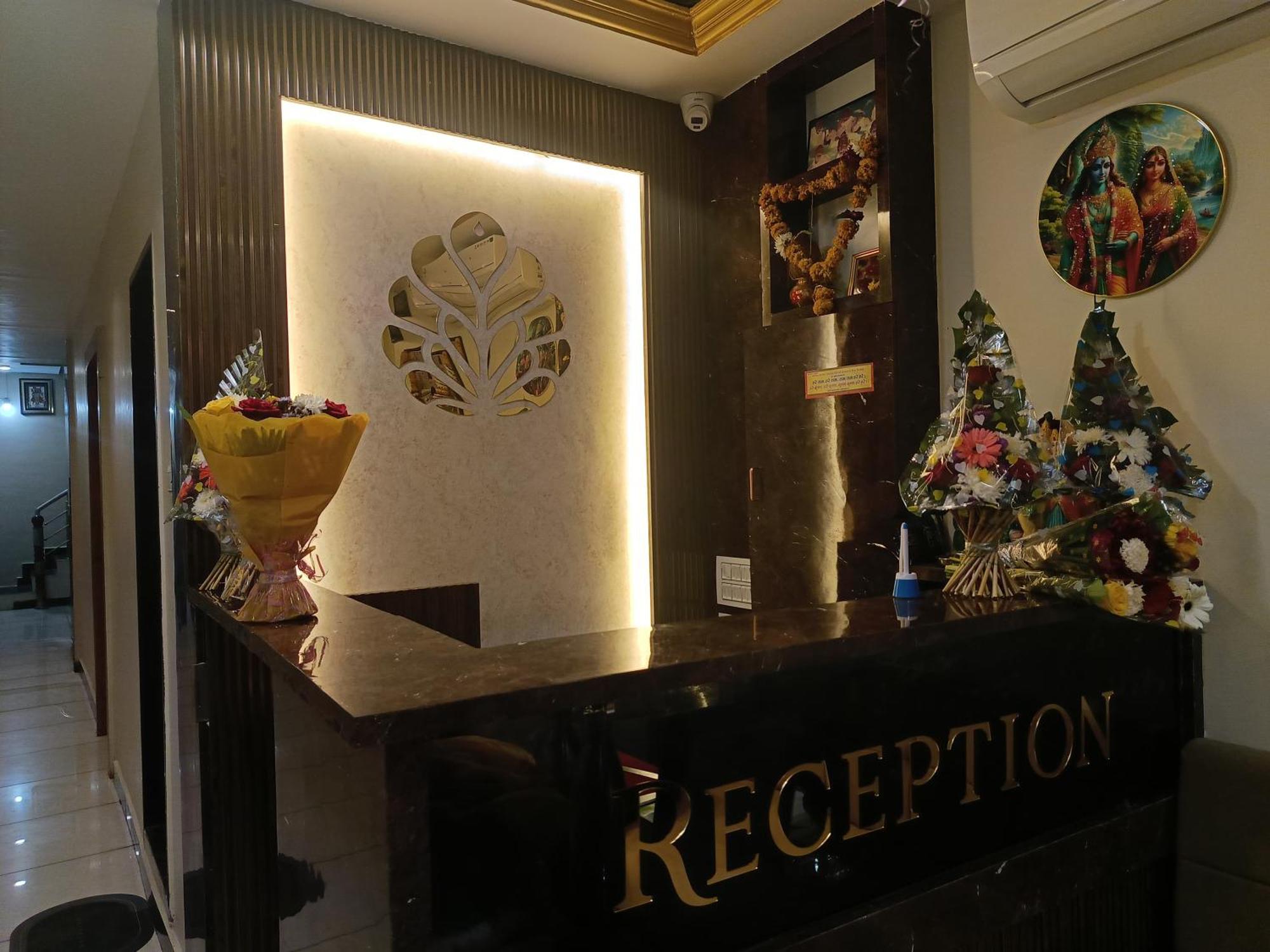 Shree Shyamraj Hotel اوجاين المظهر الخارجي الصورة