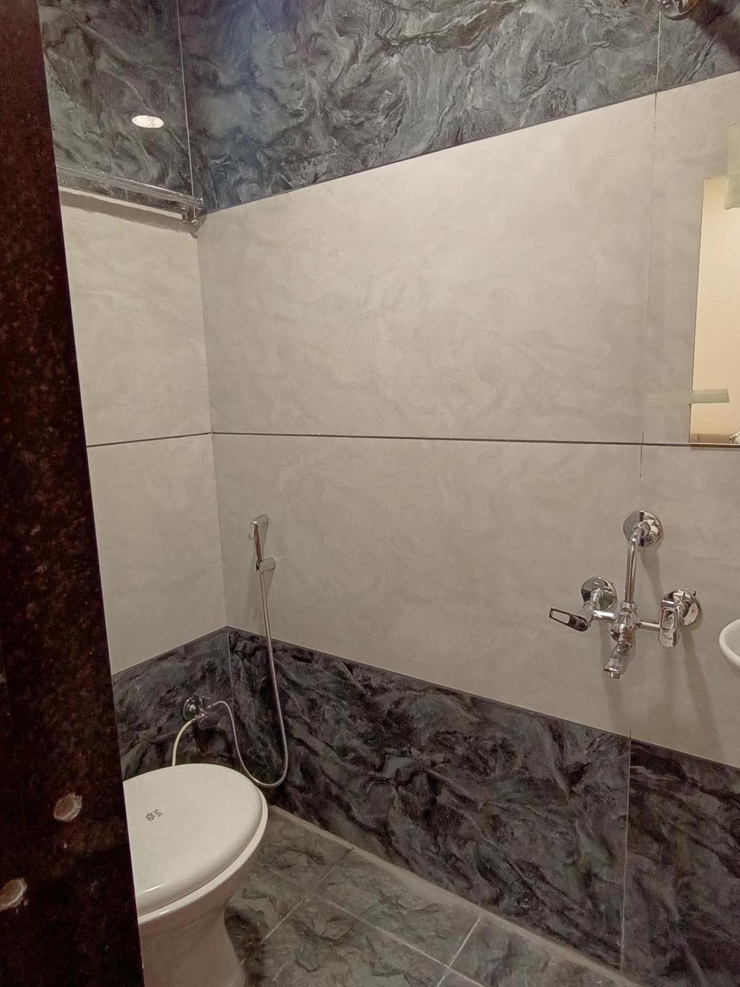 Shree Shyamraj Hotel اوجاين المظهر الخارجي الصورة