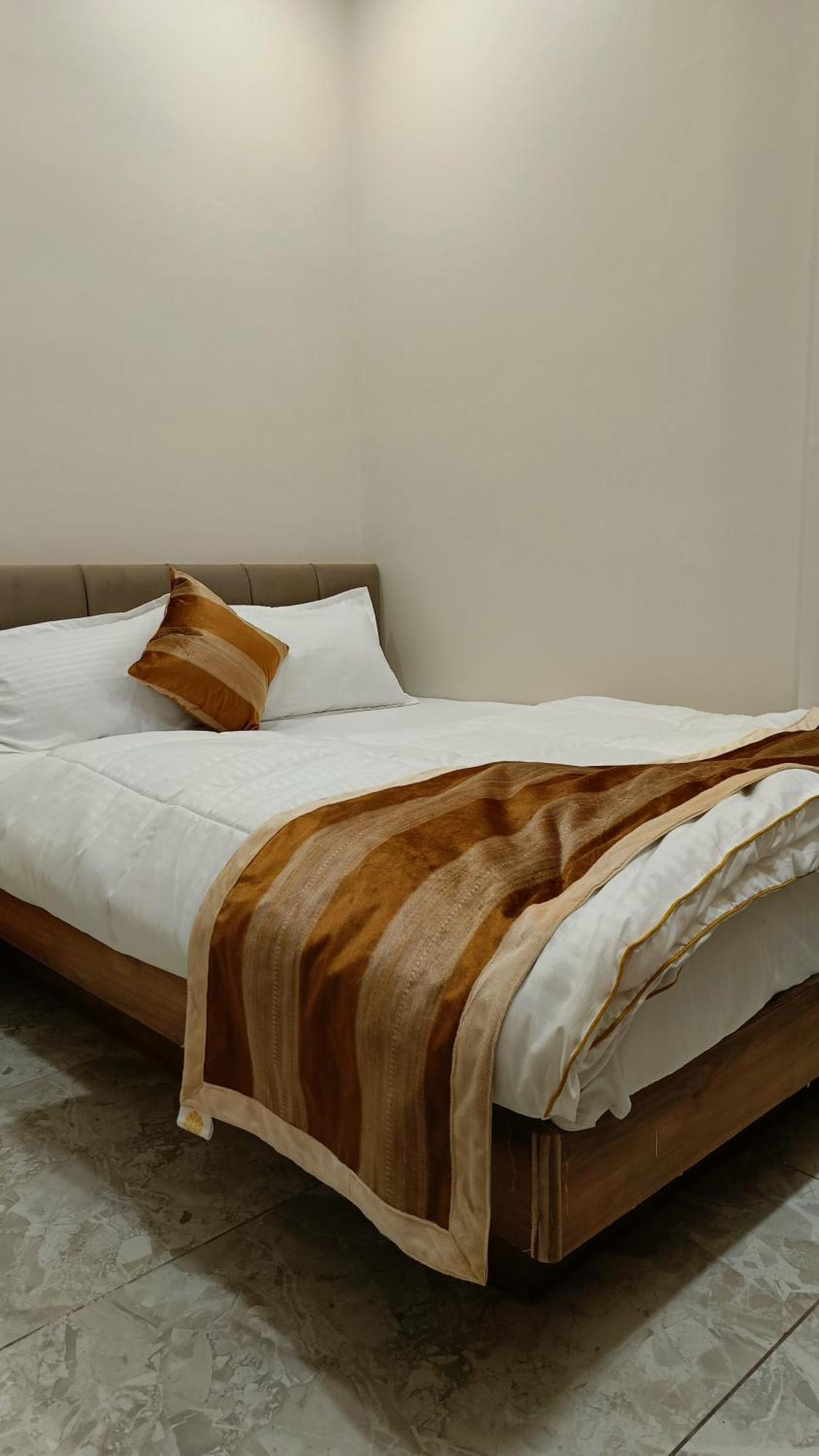 Shree Shyamraj Hotel اوجاين المظهر الخارجي الصورة